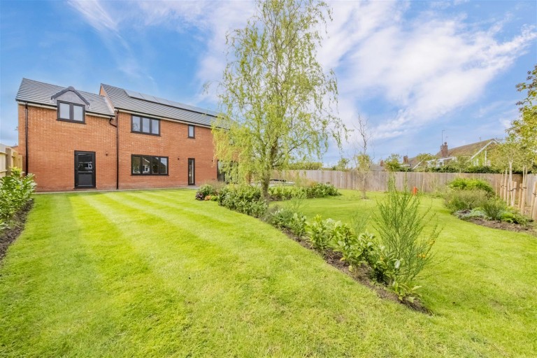 Duston, Northampton - EAID:oscarjamesapi, BID:1
