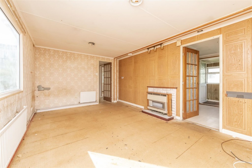 Images for Hillcrest, Blisworth, Northampton EAID:oscarjamesapi BID:1