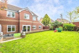 Images for Cotswold Drive, Wellingborough