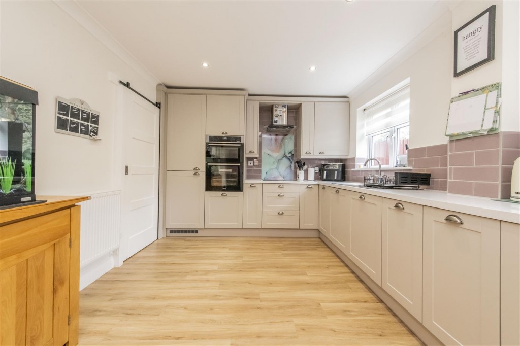 Images for Cotswold Drive, Wellingborough EAID:oscarjamesapi BID:6