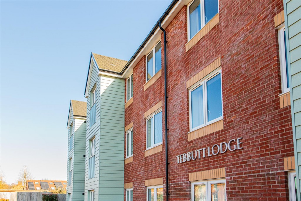 image of 15, Tebbutt Lodge