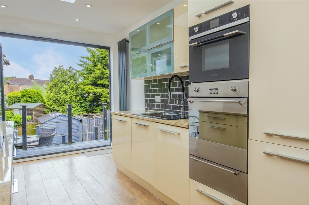 Images for Braybrooke Road, Desborough, Kettering EAID:oscarjamesapi BID:2