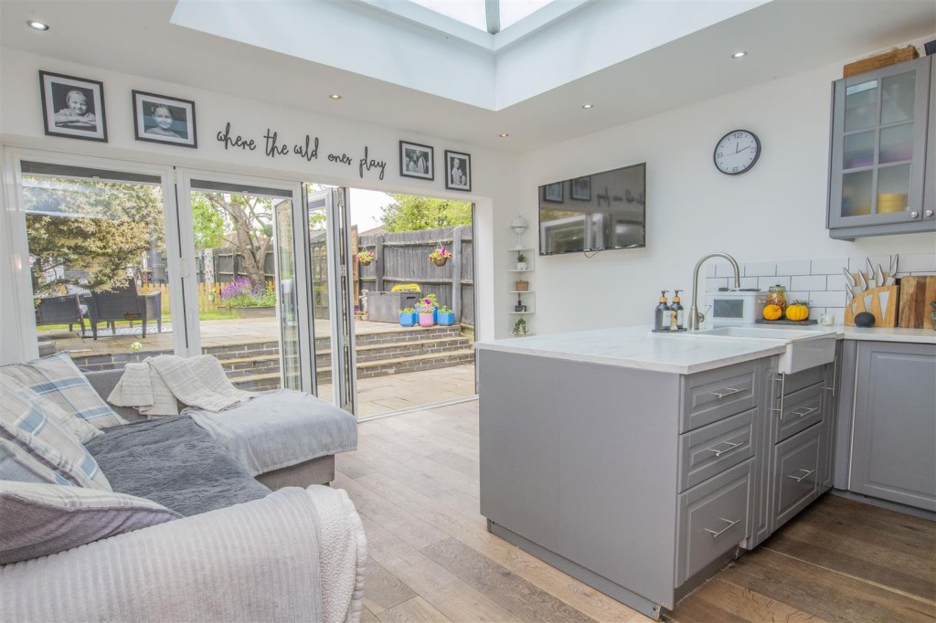 Images for Wallis Road, Kettering EAID:oscarjamesapi BID:2