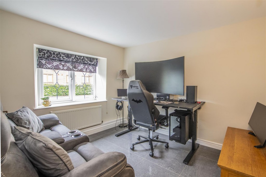 Images for Meeting Lane, Irthlingborough, Wellingborough EAID:oscarjamesapi BID:6