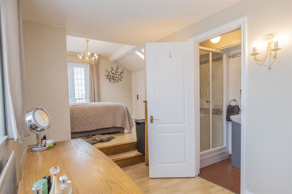 Images for Meeting Lane, Irthlingborough, Wellingborough EAID:oscarjamesapi BID:6