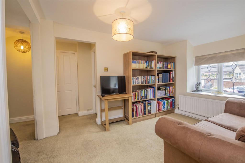 Images for Meeting Lane, Irthlingborough, Wellingborough EAID:oscarjamesapi BID:6