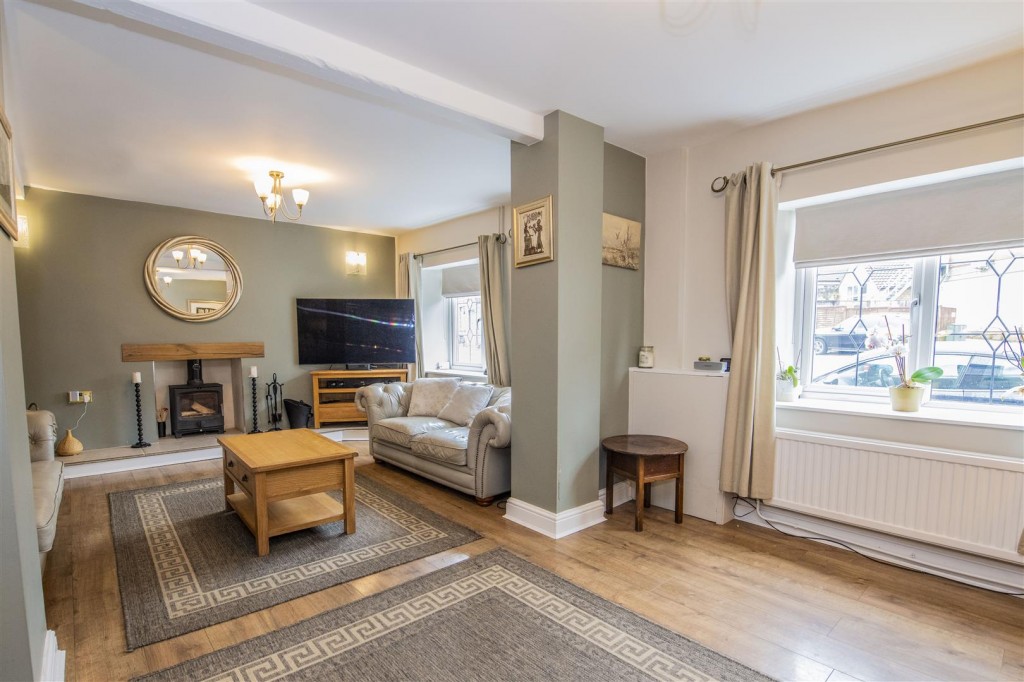 Images for Meeting Lane, Irthlingborough, Wellingborough EAID:oscarjamesapi BID:6