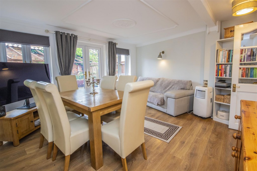 Images for Meeting Lane, Irthlingborough, Wellingborough EAID:oscarjamesapi BID:6