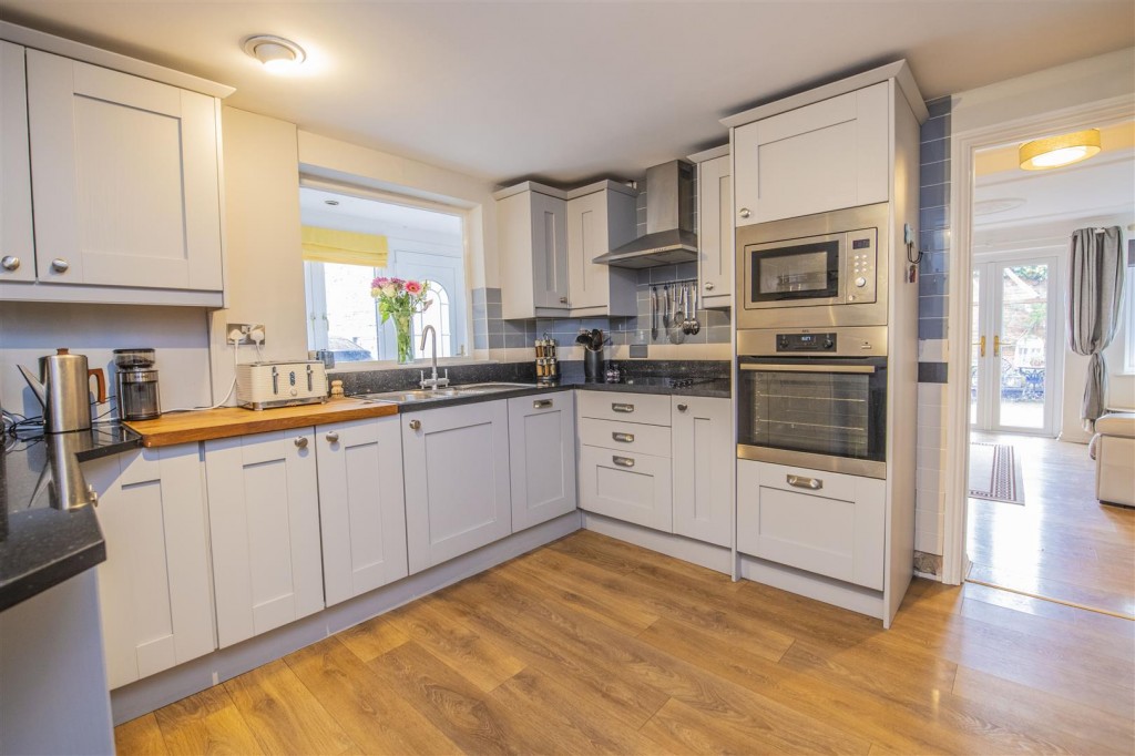 Images for Meeting Lane, Irthlingborough, Wellingborough EAID:oscarjamesapi BID:6