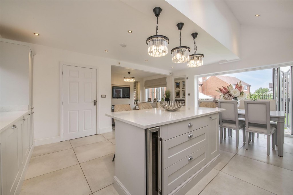 Images for Swift Close, Desborough EAID:oscarjamesapi BID:2