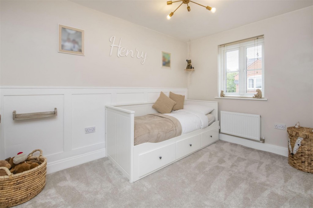 Images for Swift Close, Desborough EAID:oscarjamesapi BID:2