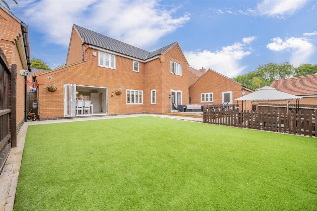 Images for Swift Close, Desborough EAID:oscarjamesapi BID:2
