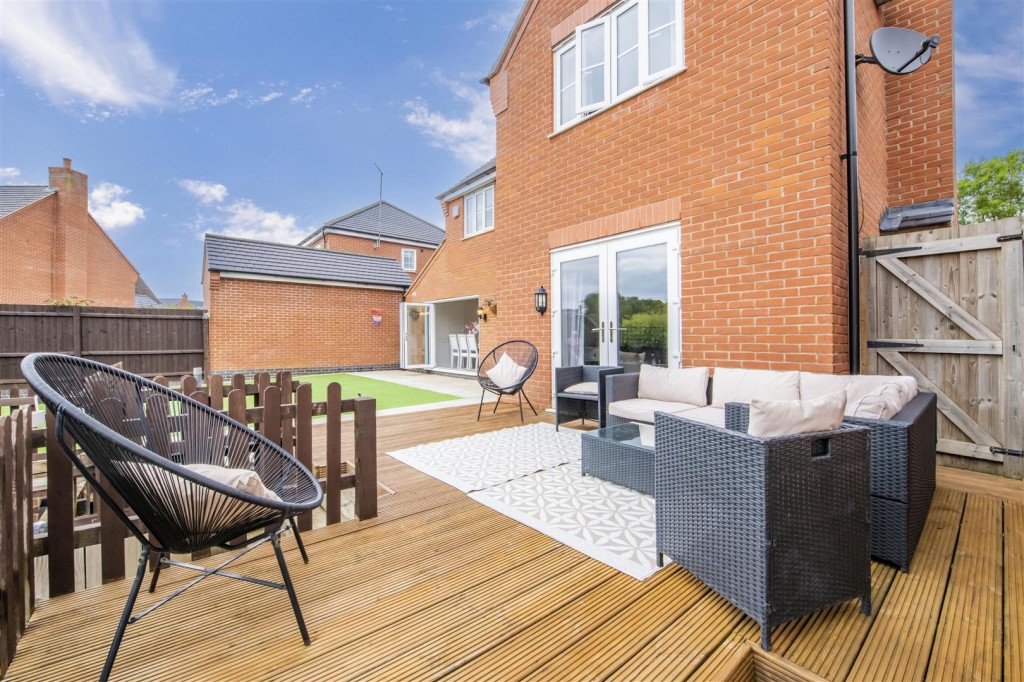 Images for Swift Close, Desborough EAID:oscarjamesapi BID:2