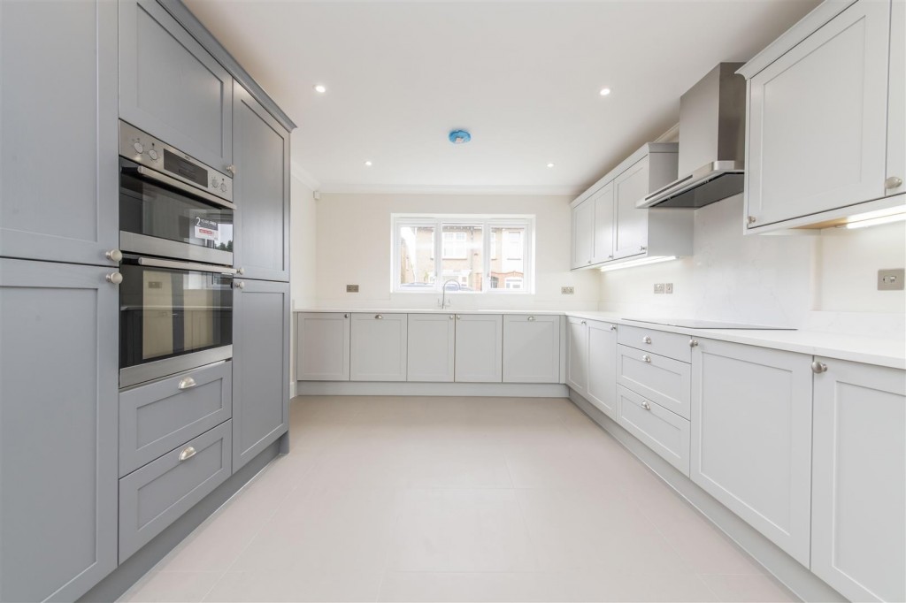 Images for Lawton Drive, Kettering EAID:oscarjamesapi BID:2