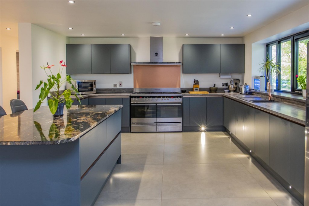 Images for South Kilworth Road, Welford, Northampton EAID:oscarjamesapi BID:5