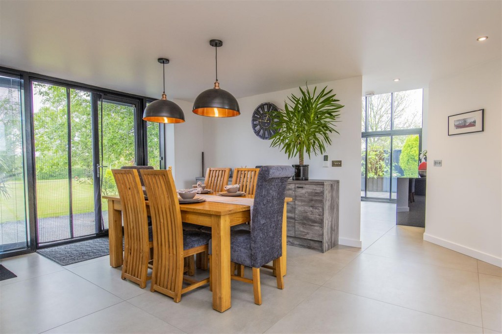 Images for South Kilworth Road, Welford, Northampton EAID:oscarjamesapi BID:5