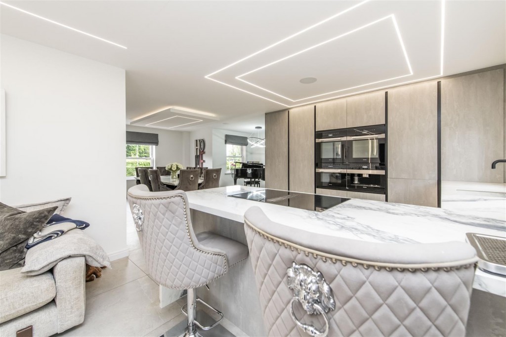 Images for Wold Road, Burton Latimer - CHECK OUT OUR VIDEO TOUR EAID:oscarjamesapi BID:3