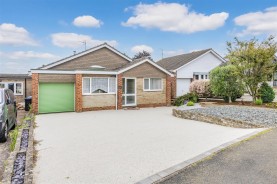 Images for Queensway, Burton Latimer