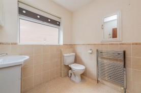 Images for Queensway, Burton Latimer