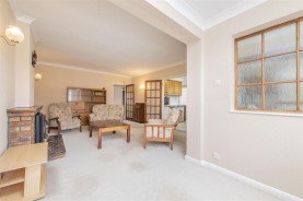 Images for Queensway, Burton Latimer