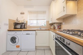 Images for Yaffle Crescent, Desborough