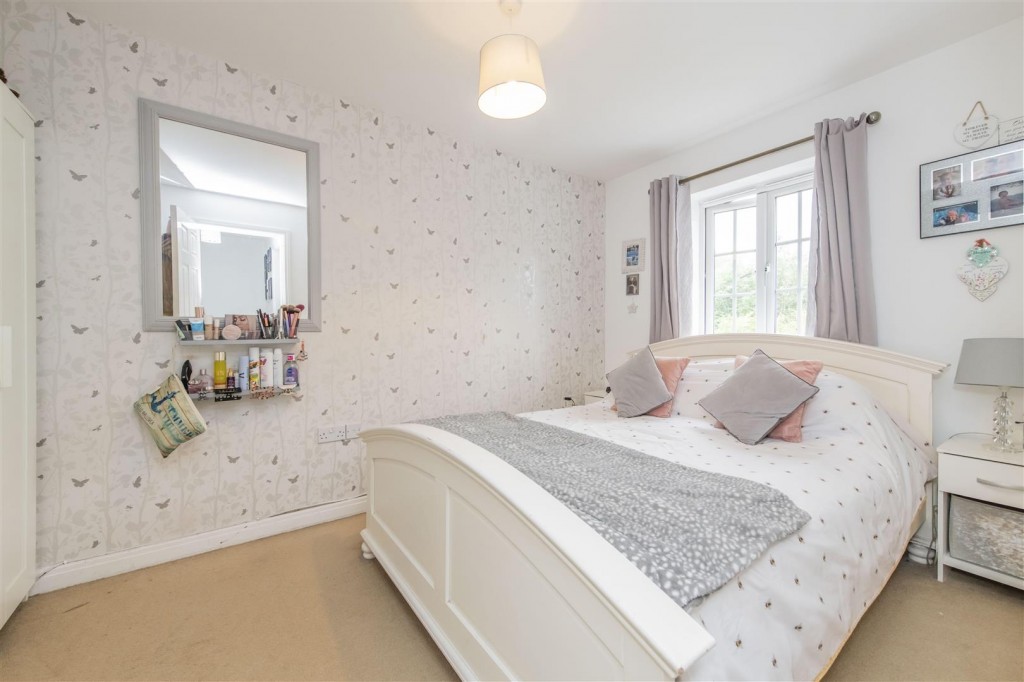 Images for Yaffle Crescent, Desborough EAID:oscarjamesapi BID:2