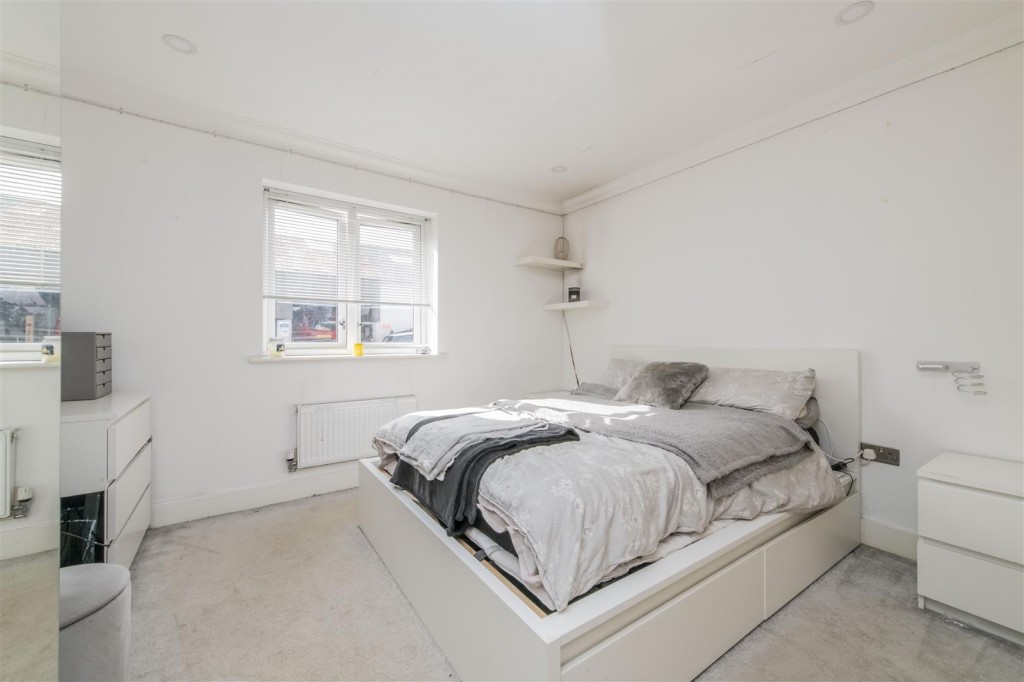 Images for Chichele Street, Higham Ferrers EAID:oscarjamesapi BID:3