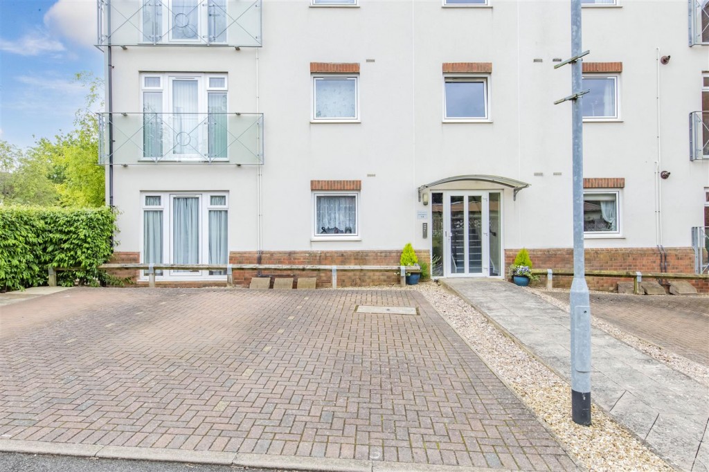 Images for Croyland Road, Wellingborough EAID:oscarjamesapi BID:6