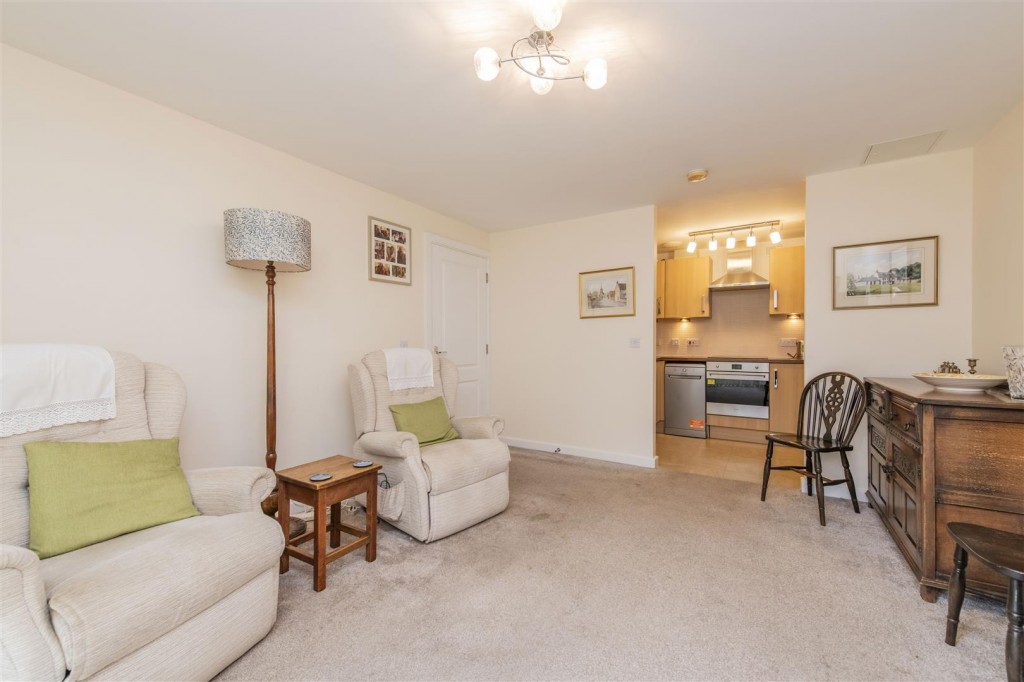 Images for Croyland Road, Wellingborough EAID:oscarjamesapi BID:6