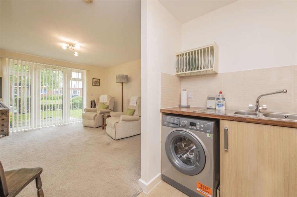 Images for Croyland Road, Wellingborough EAID:oscarjamesapi BID:6