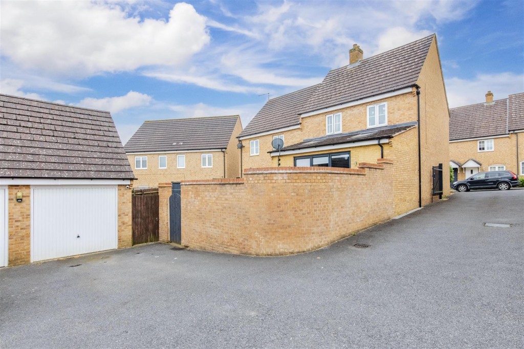 Images for Savernake Drive, Corby EAID:oscarjamesapi BID:4