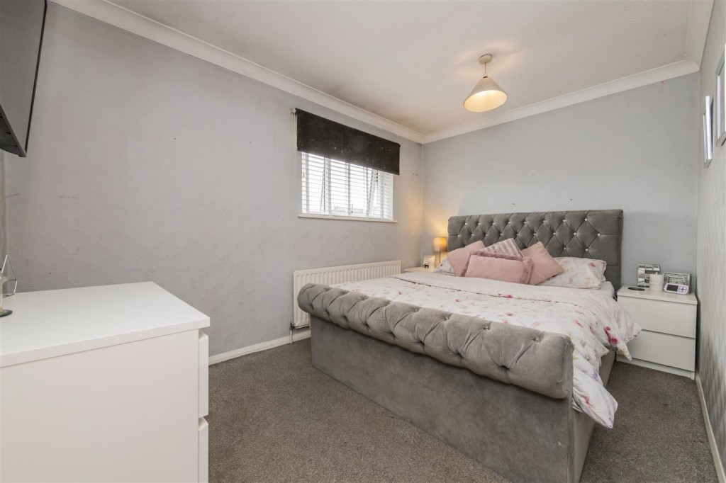 Images for Richmond Avenue, Kettering EAID:oscarjamesapi BID:2