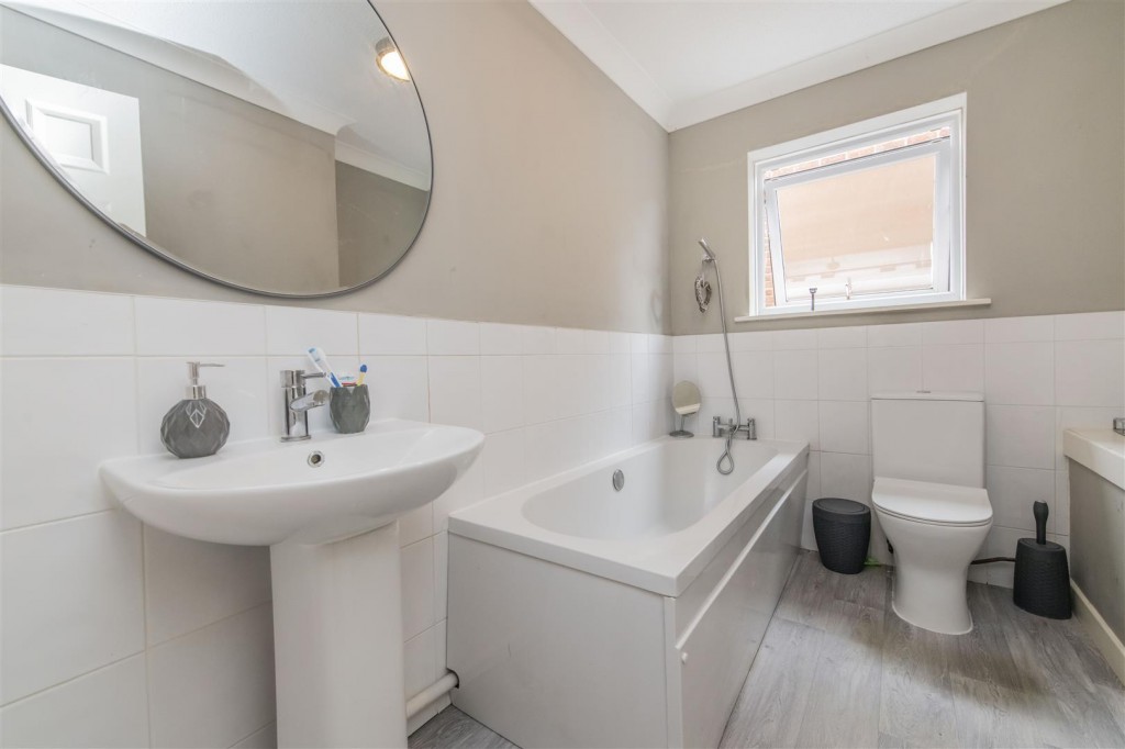 Images for Richmond Avenue, Kettering EAID:oscarjamesapi BID:2