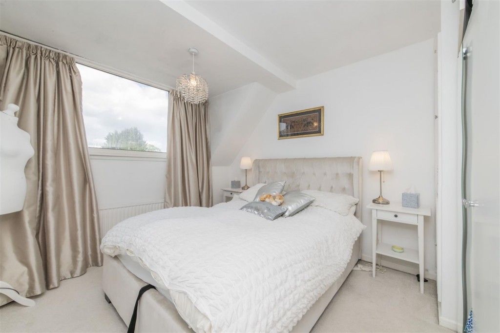 Images for Regent Street, Finedon EAID:oscarjamesapi BID:3