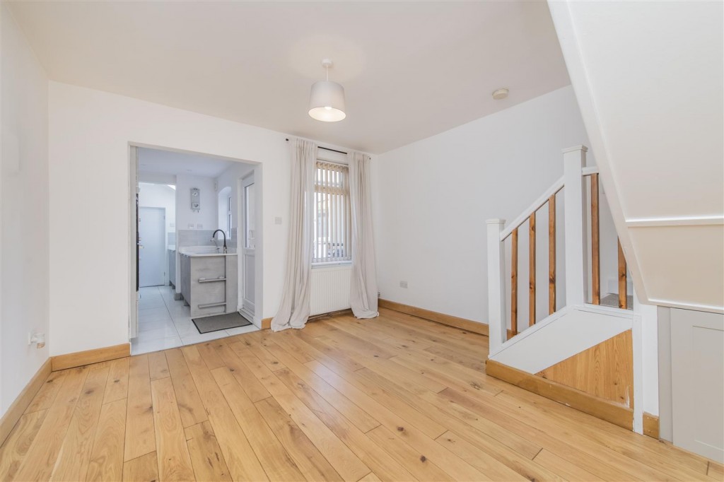Images for Jubilee Street, Irthlingborough, Wellingborough EAID:oscarjamesapi BID:6