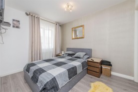 Images for Lapwing Close, Corby