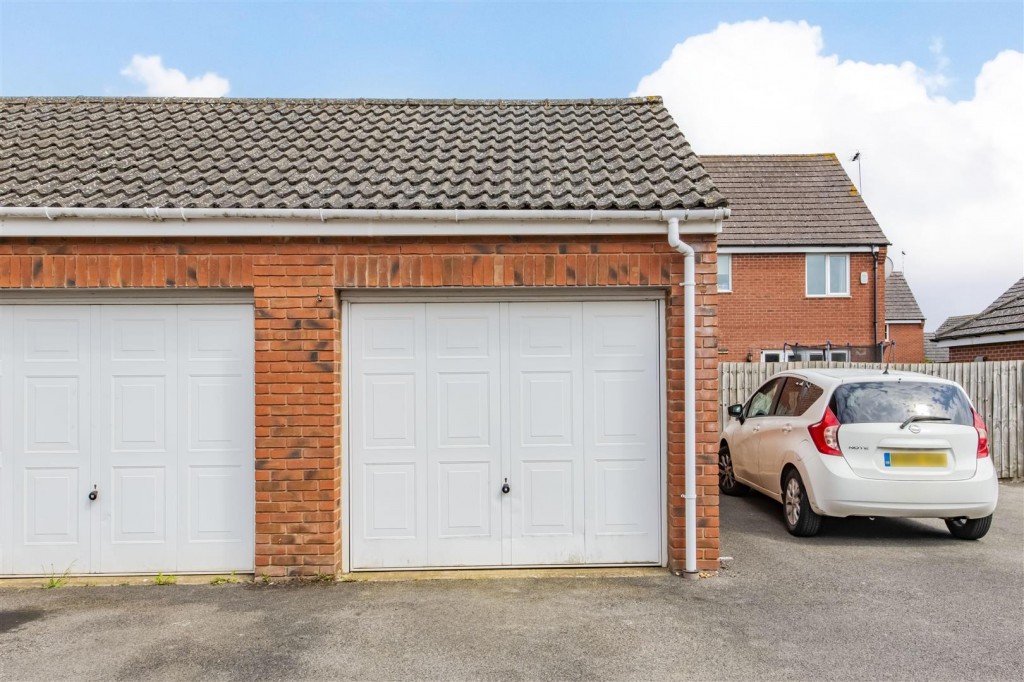 Images for Lapwing Close, Corby EAID:oscarjamesapi BID:4