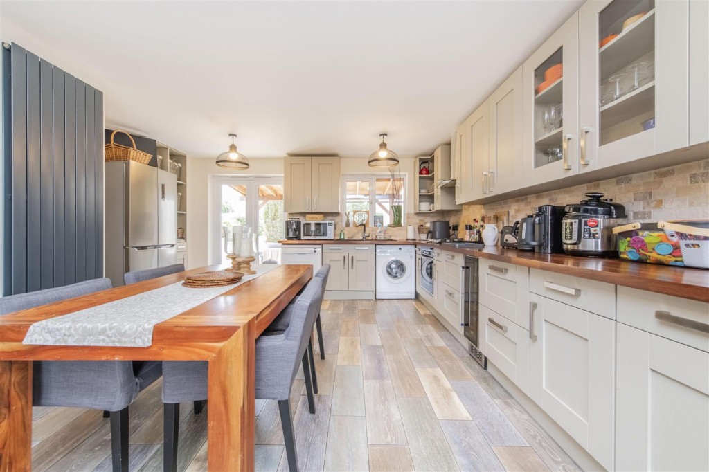 Images for Catterick Close, Corby EAID:oscarjamesapi BID:4