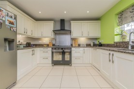 Images for Sycamore Gardens, Burton Latimer