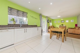 Images for Sycamore Gardens, Burton Latimer