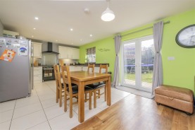 Images for Sycamore Gardens, Burton Latimer