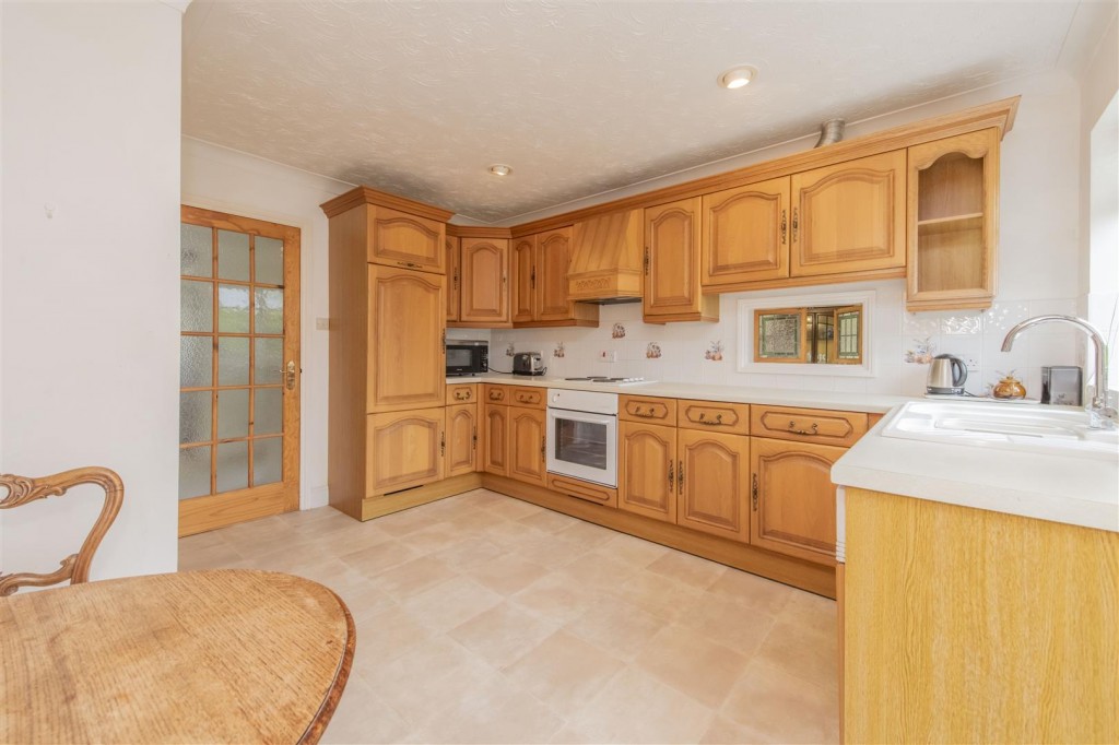 Images for Grafton Underwood, Kettering EAID:oscarjamesapi BID:2