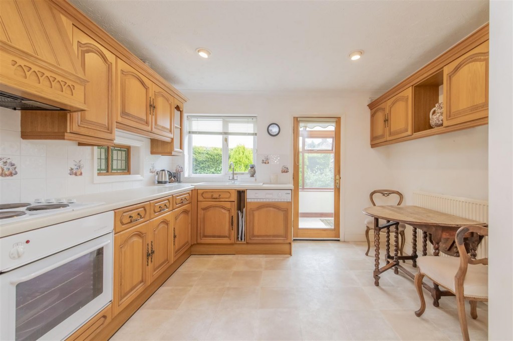 Images for Grafton Underwood, Kettering EAID:oscarjamesapi BID:2