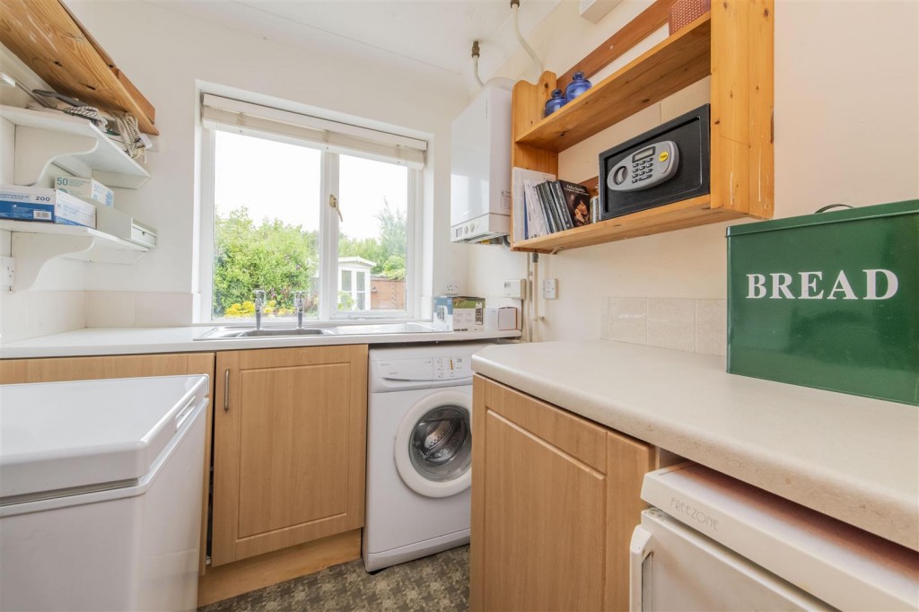 Images for Grafton Underwood, Kettering EAID:oscarjamesapi BID:2