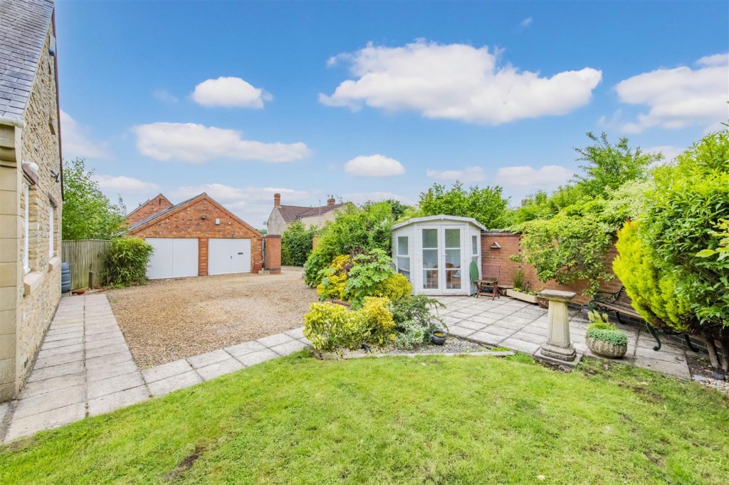 Images for Grafton Underwood, Kettering EAID:oscarjamesapi BID:2