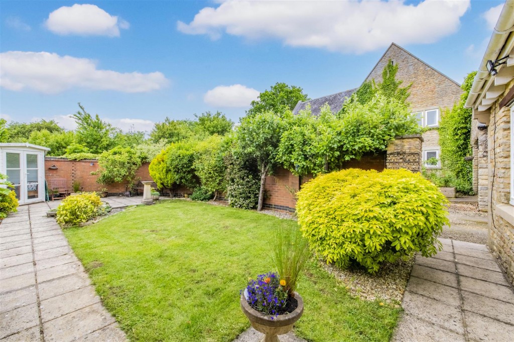Images for Grafton Underwood, Kettering EAID:oscarjamesapi BID:2