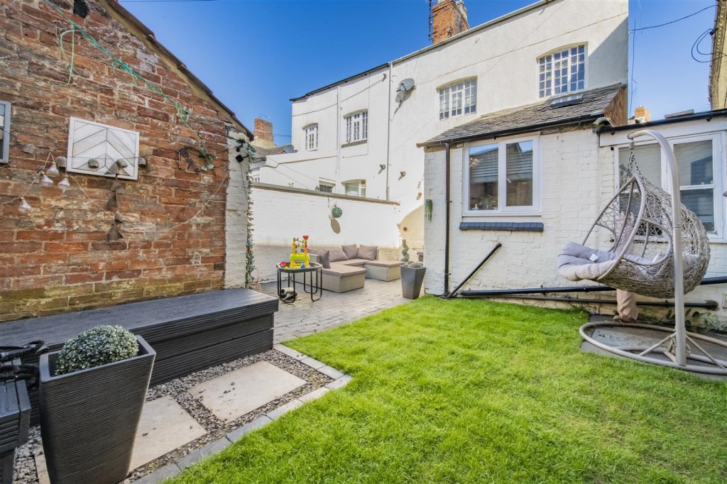 Images for Oxford Street, Wellingborough EAID:oscarjamesapi BID:6