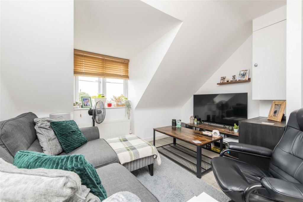 Images for 2 Highfield Mews, Brixworth, Northampton EAID:oscarjamesapi BID:1