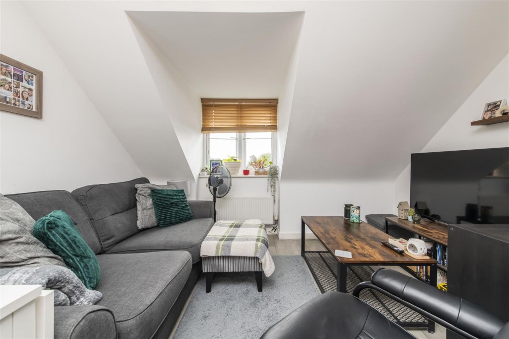 Images for 2 Highfield Mews, Brixworth, Northampton EAID:oscarjamesapi BID:1