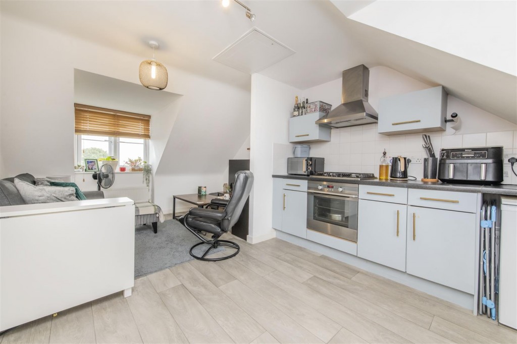 Images for 2 Highfield Mews, Brixworth, Northampton EAID:oscarjamesapi BID:1